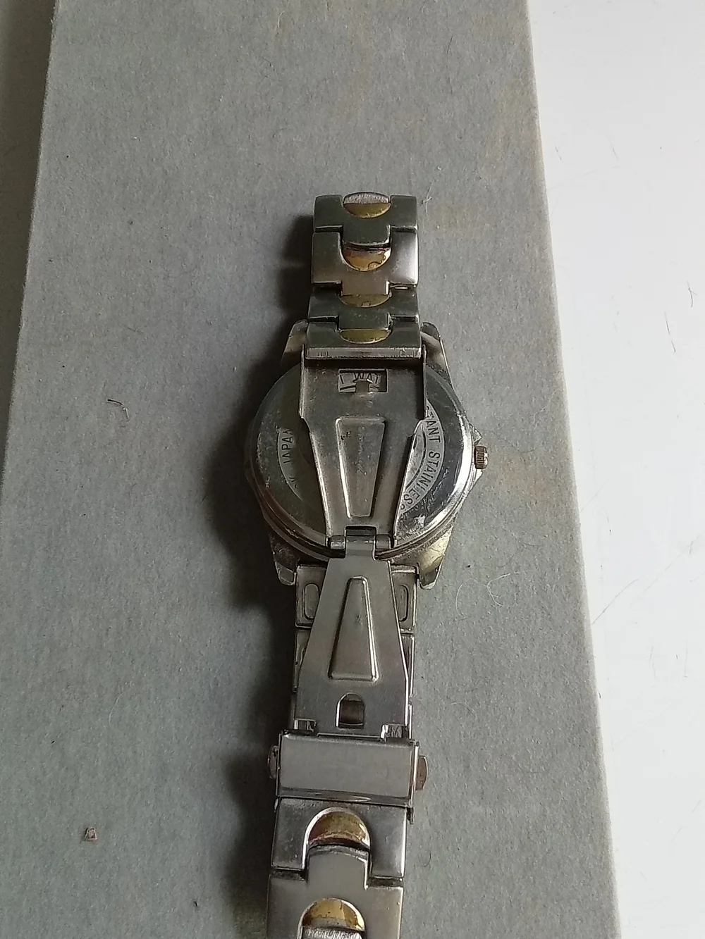Geneva Quartz Watch‎ Two Tone Silver Gold Stainless Steel Link Bracelet Chrono